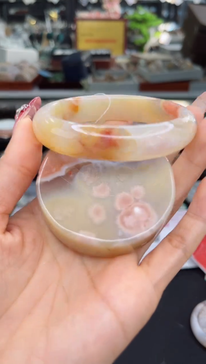 【闪购商品】石英质玉手镯未镶嵌61圈口（赠品镯心）3507145