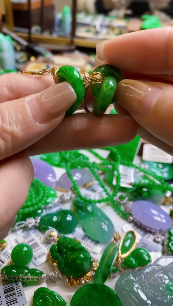 【闪购商品】定制翡翠18K金镶嵌耳饰