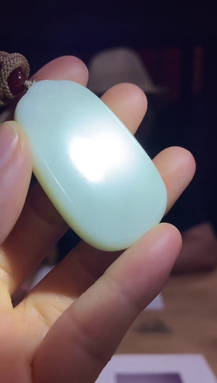 和田玉未镶嵌颈饰d705