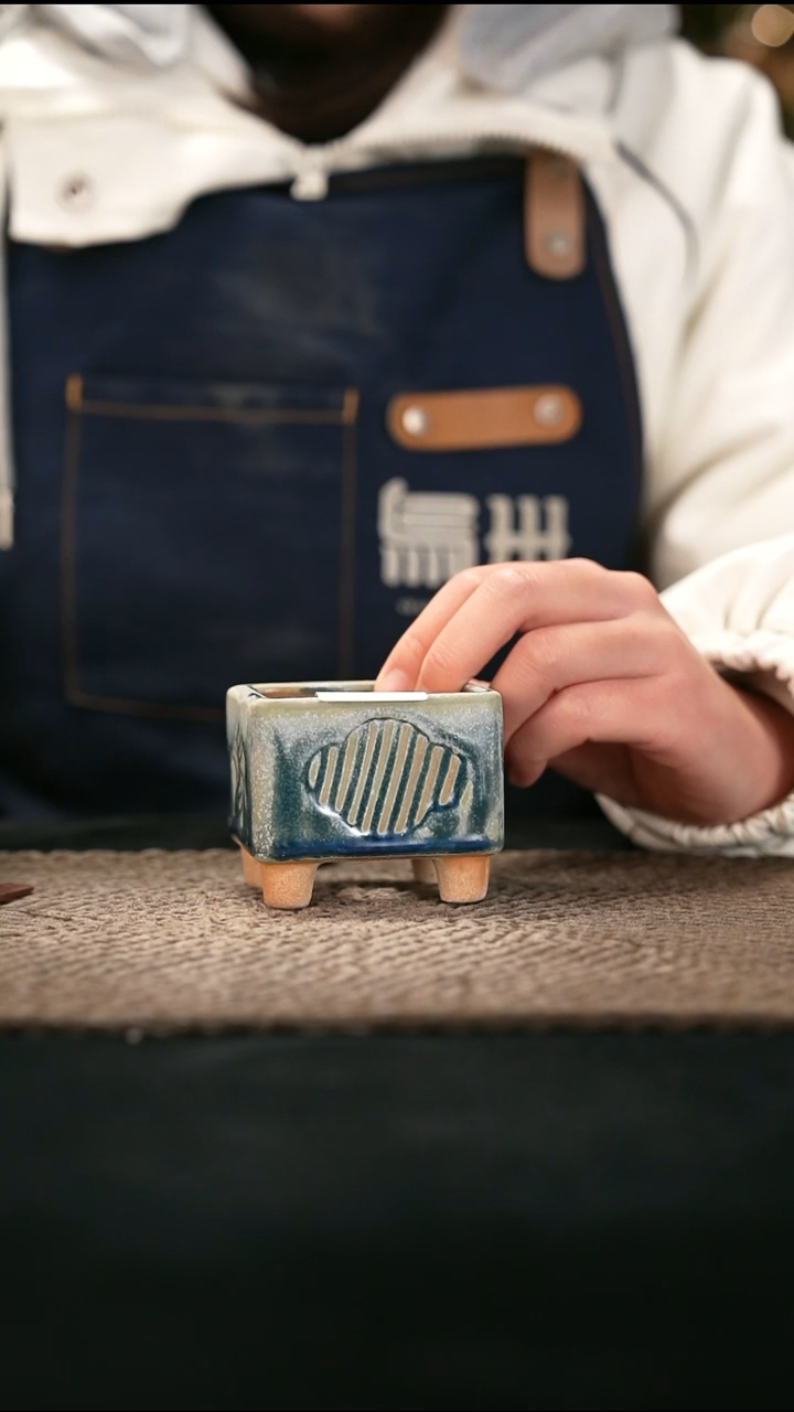 口径6花盆-12-26-557特默认有瑕