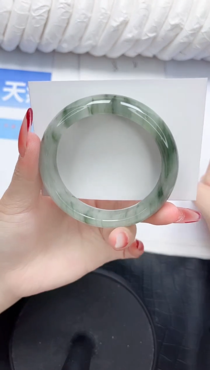 石英质玉手镯未镶嵌192-56