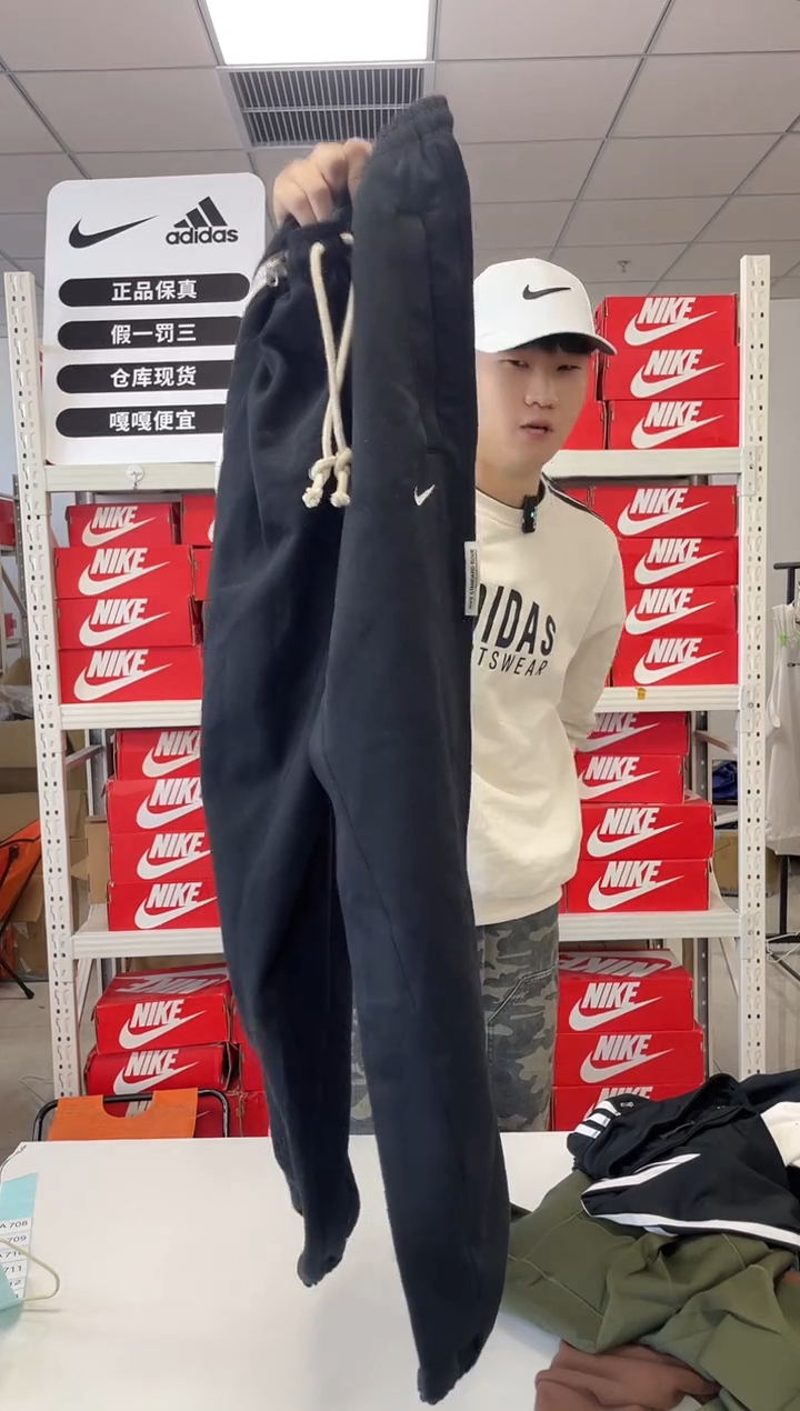 编码闪购尺2xl码  Nike/耐克卫衣卫裤以直播间过款为主