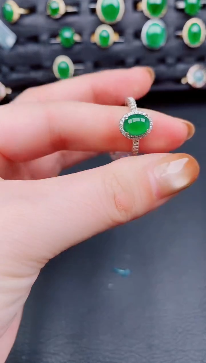 【闪购商品】翡翠戒指银S925镶嵌天然a货翡翠256