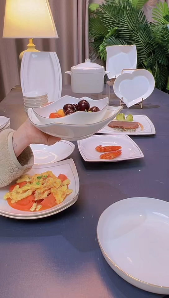 45%以上骨粉骨瓷7英寸贵龙/6英寸沙拉碗各1个