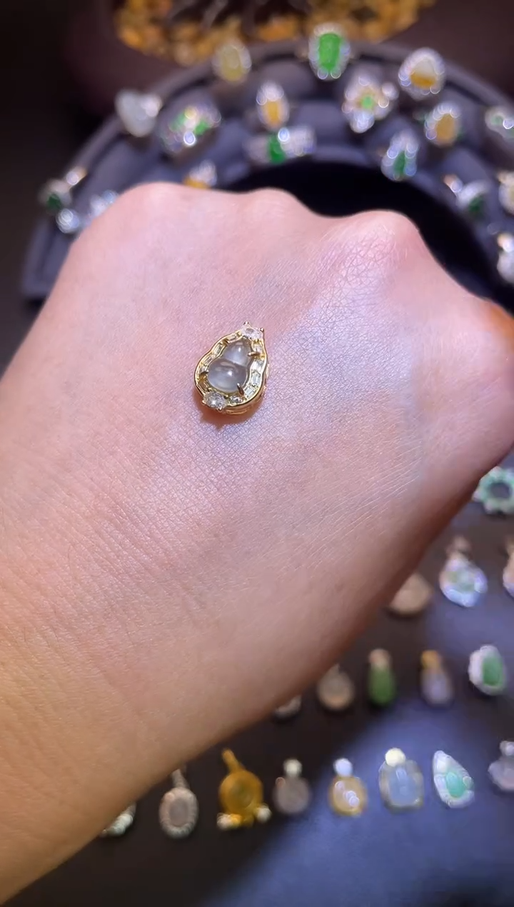 吊坠(不含链)未镶嵌翡翠1