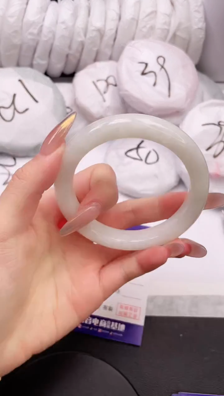 【闪购商品】和田玉手镯未镶嵌16K197-59