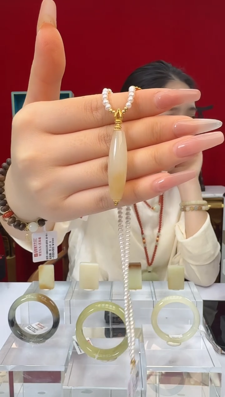 未镶嵌手链和田玉闪购玉勒子手串