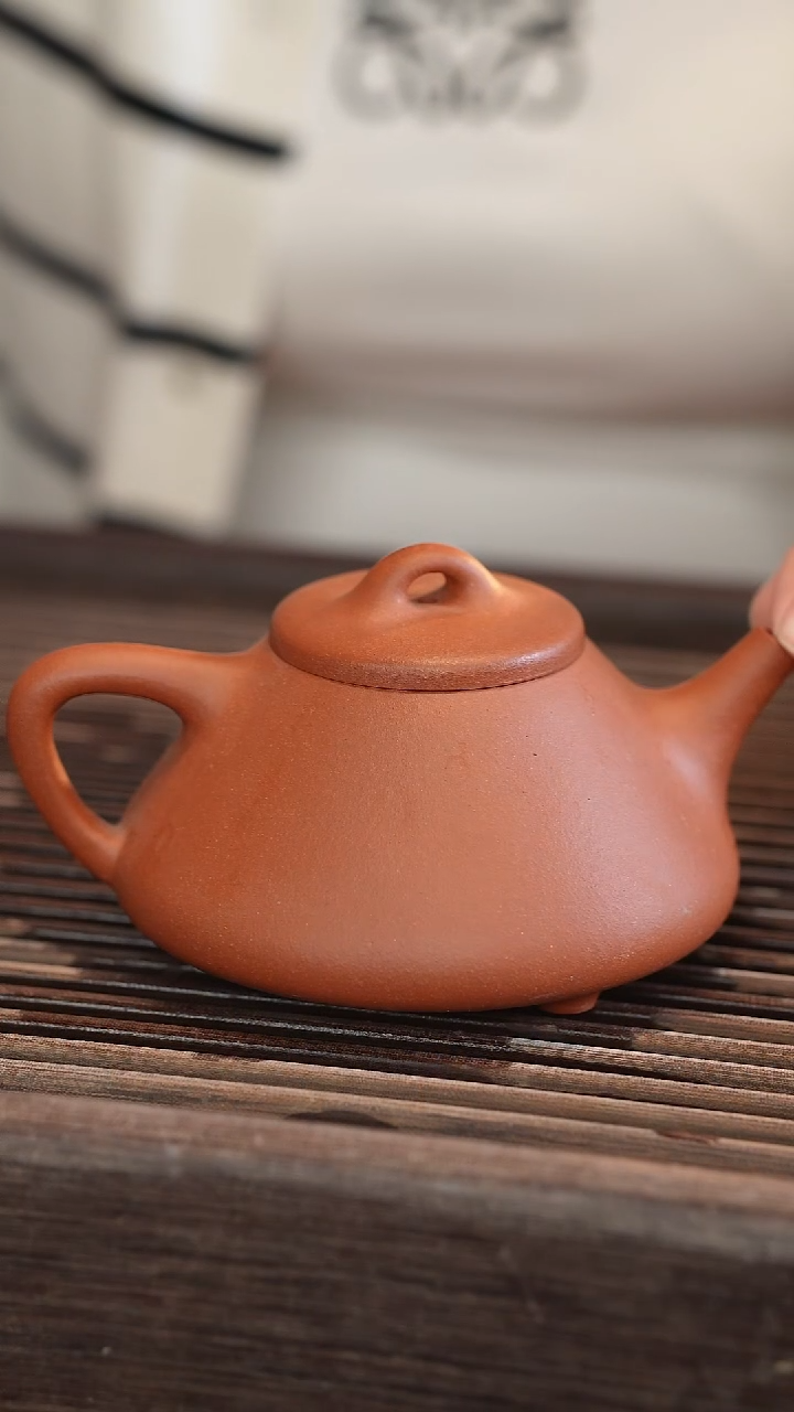 茶壶紫砂子冶石瓢 半手工 240cc
