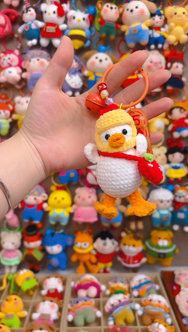 纯手工制作毛线钩织成品小黄鸭