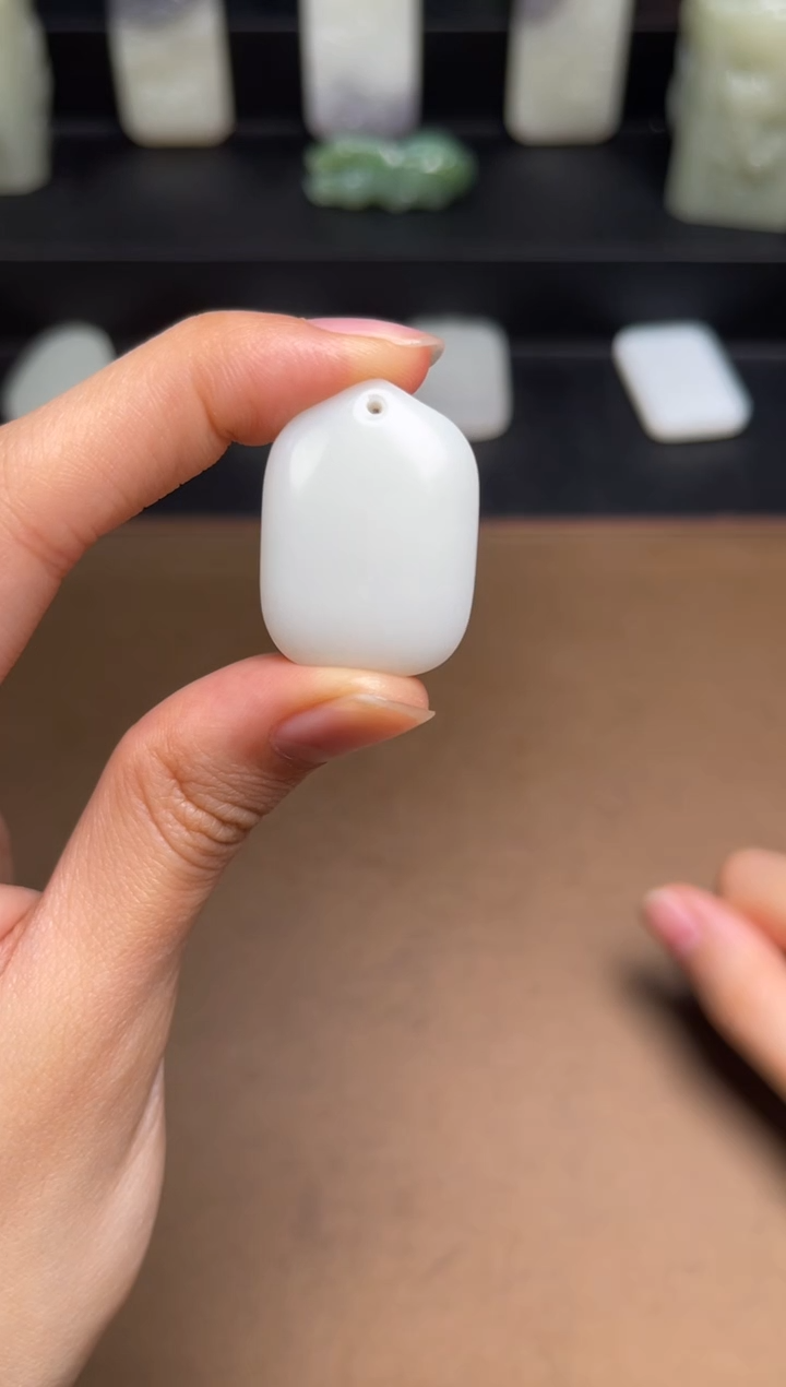 【闪购商品】和田玉未镶嵌颈饰24