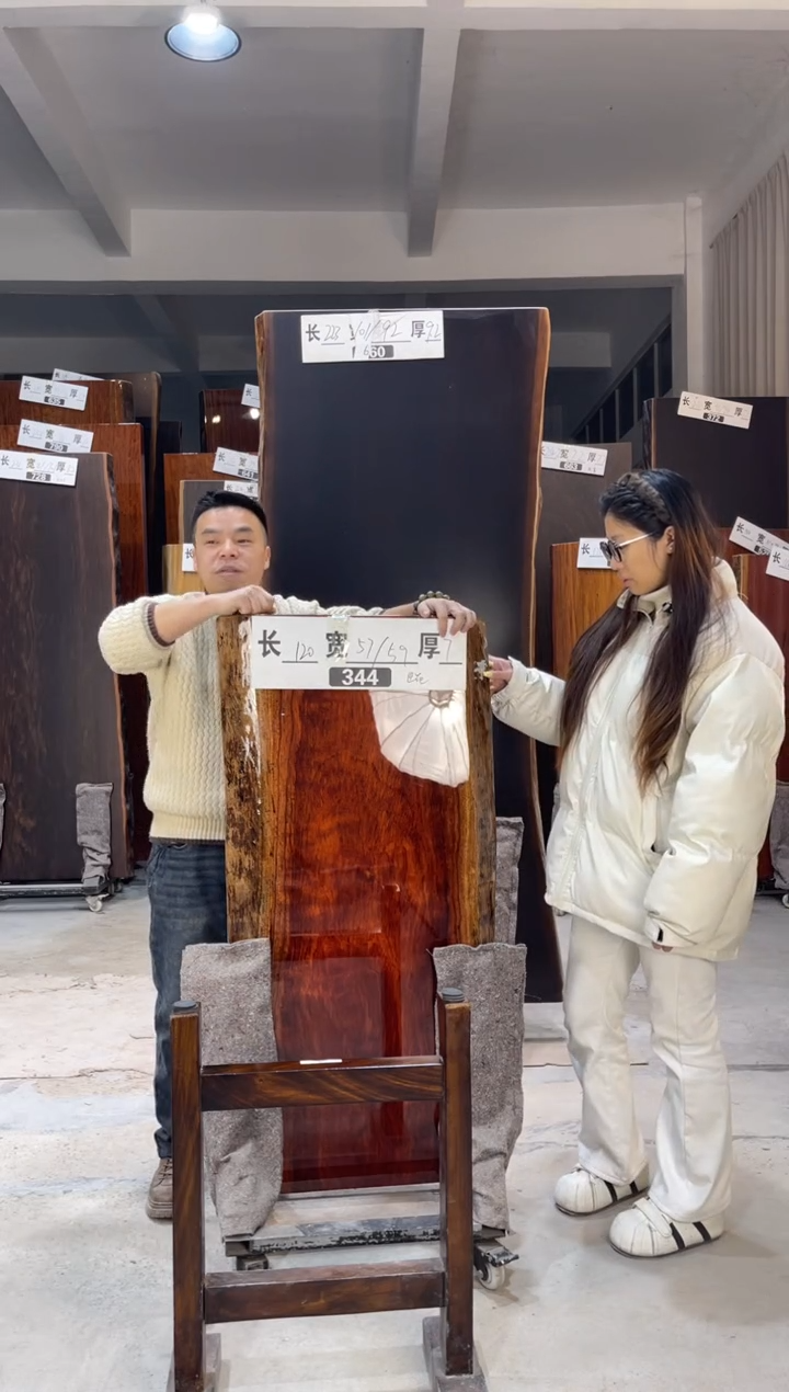 木（非红木类）日***曌344巴花120*57*59*7