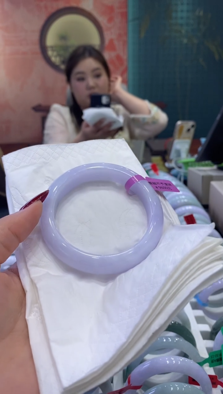 【闪购商品】翡翠手镯未镶嵌多人0015515