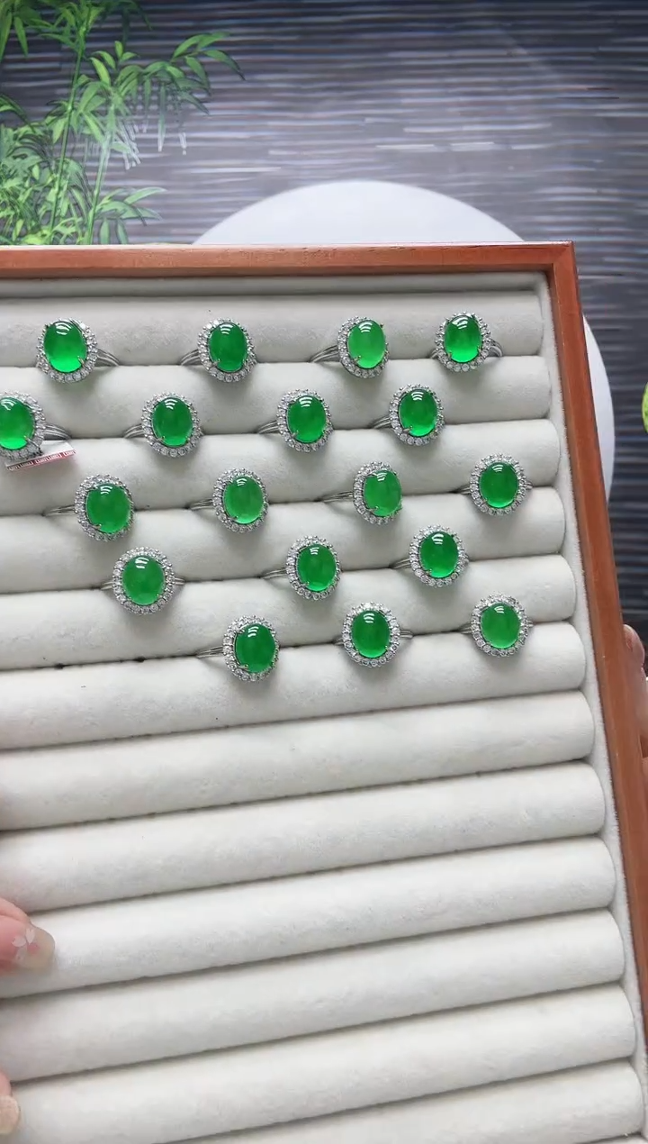 高货太阳花鸽子蛋戒指