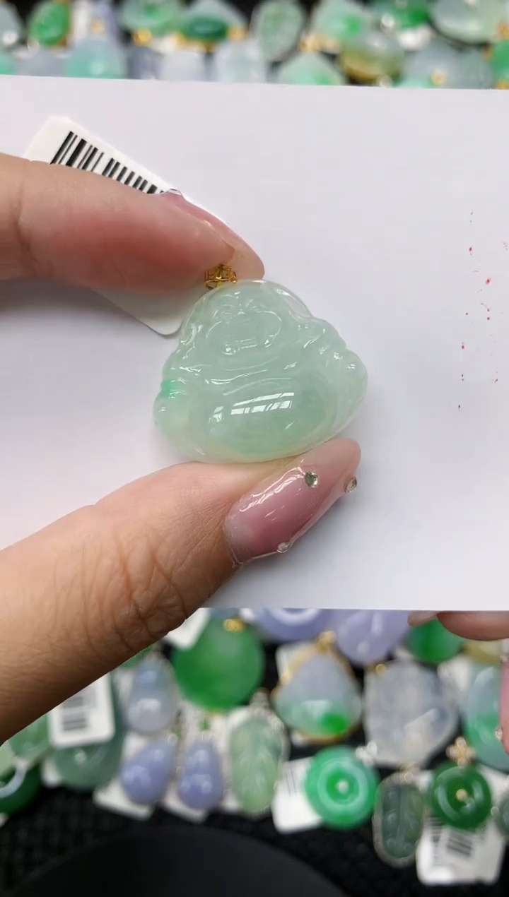 翡翠18K金镶嵌颈饰11111111111