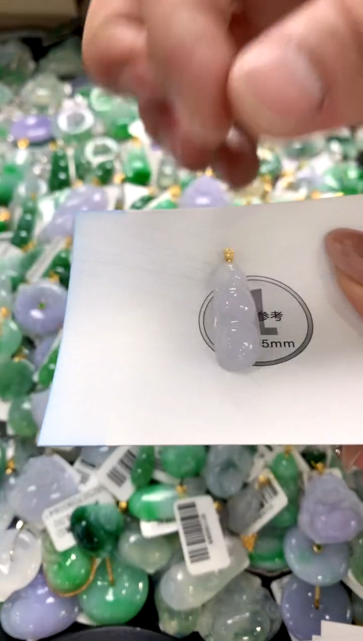 颈饰未镶嵌翡翠1111111111111111