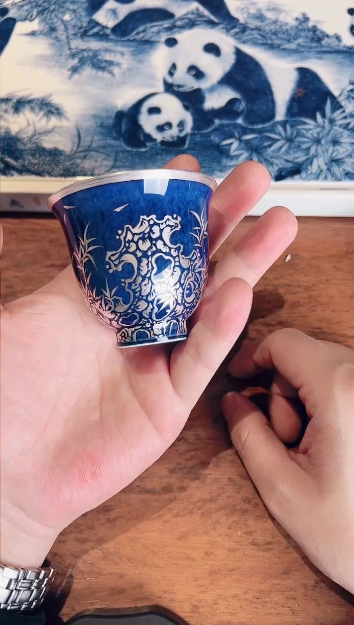 【闪购商品】瓷洒蓝描银杯子