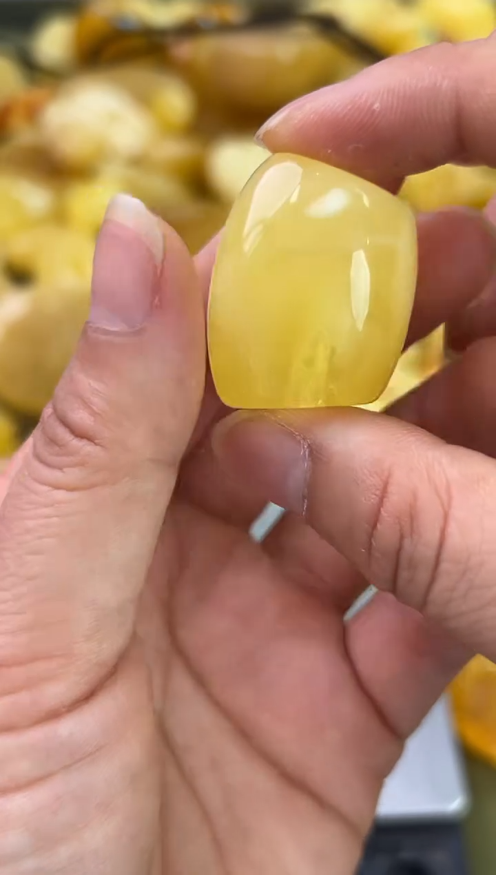 裸石琥珀未镶嵌琥珀蜜蜡吊坠