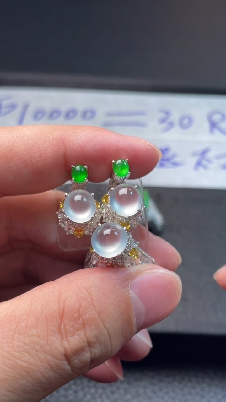 未镶嵌定制翡翠天然缅甸翡翠A货玻璃钢小钢蛋