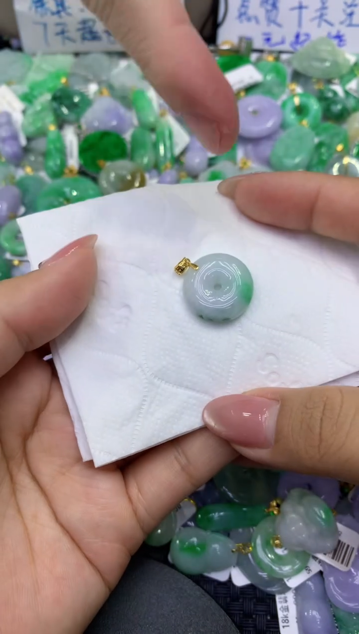 颈饰未镶嵌翡翠天然缅甸A货翡翠