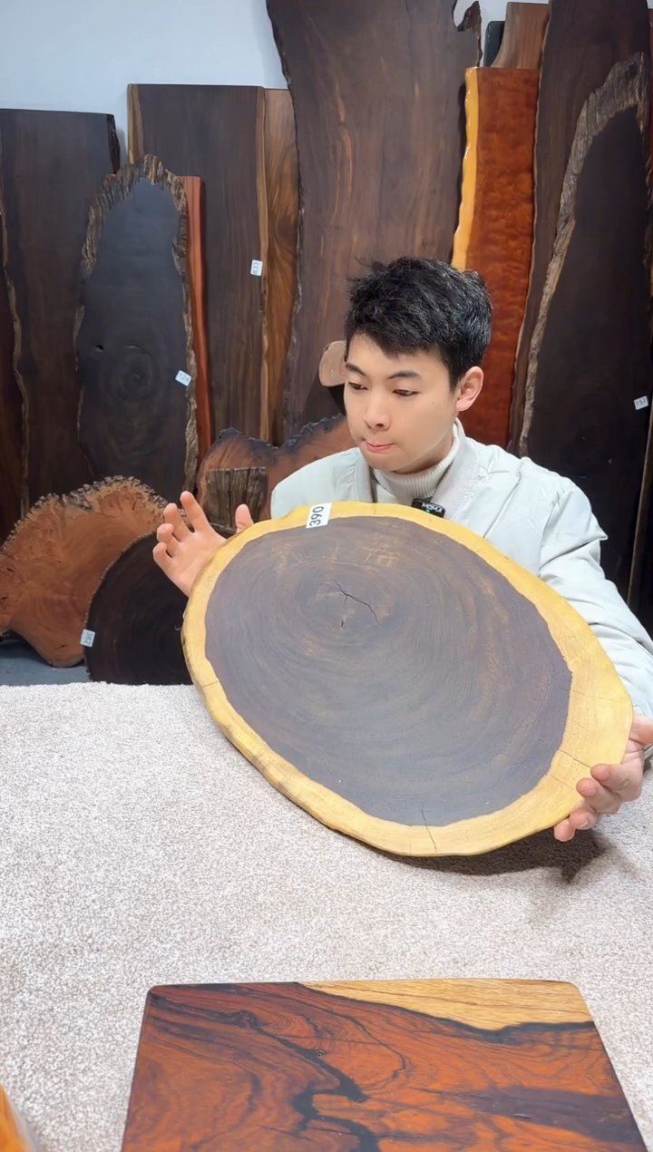 【闪购商品】风车木（黑檀木）尺寸60*35*2.1编号390