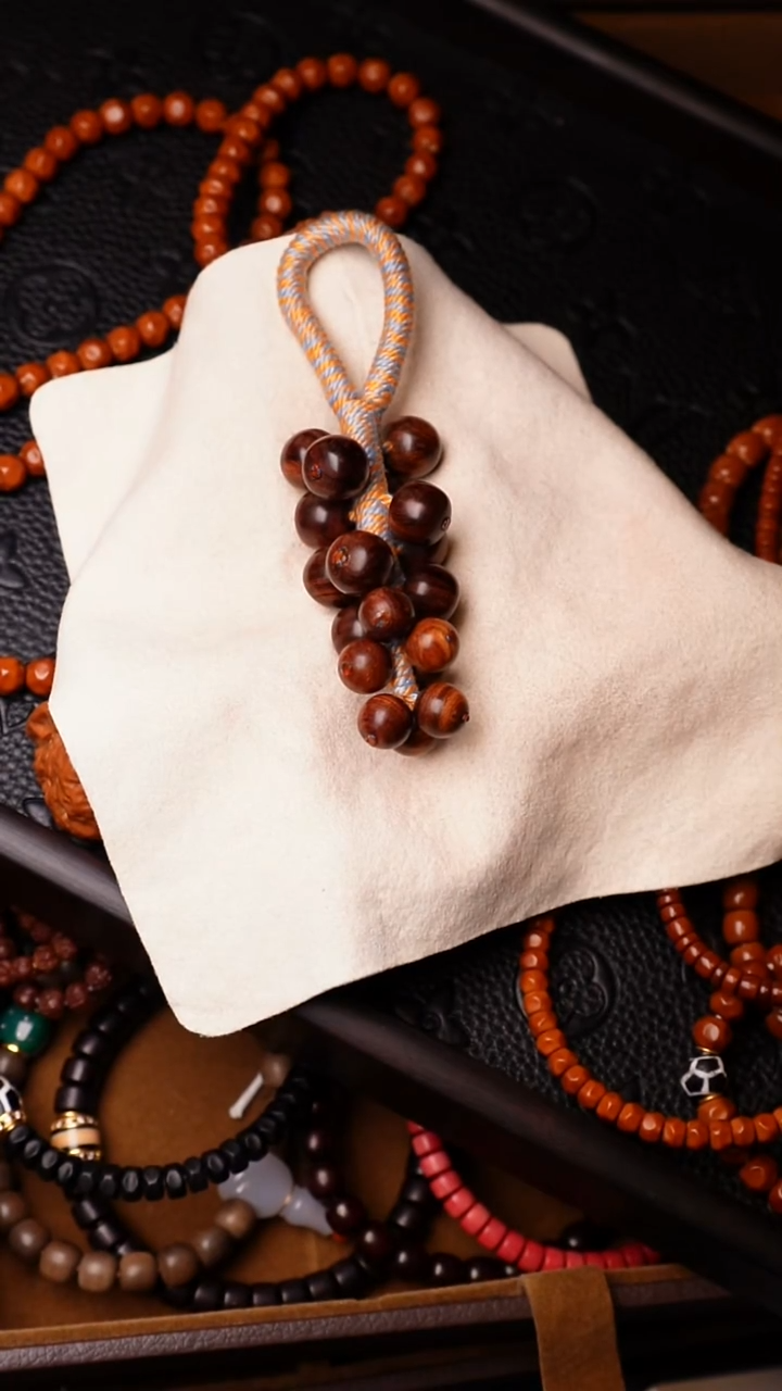 黄花梨/降香黄檀手串/手链海南黄花梨葡萄