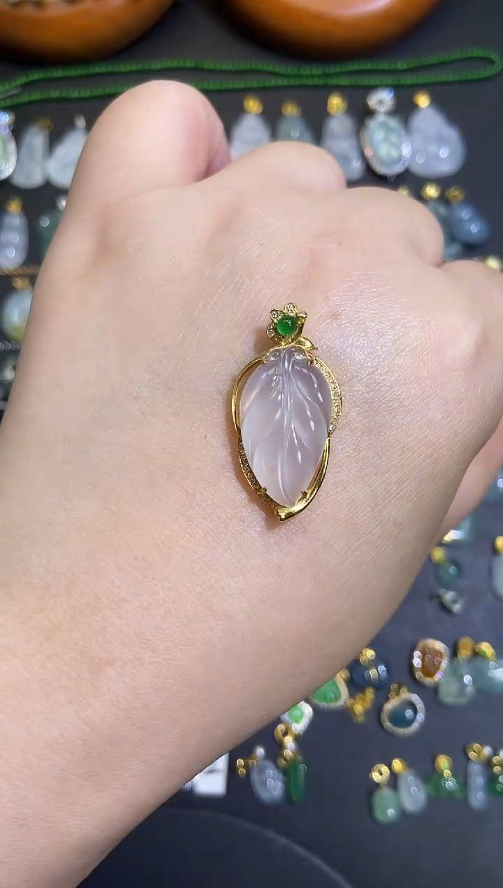 翡翠18K金镶嵌吊坠(不含链)1