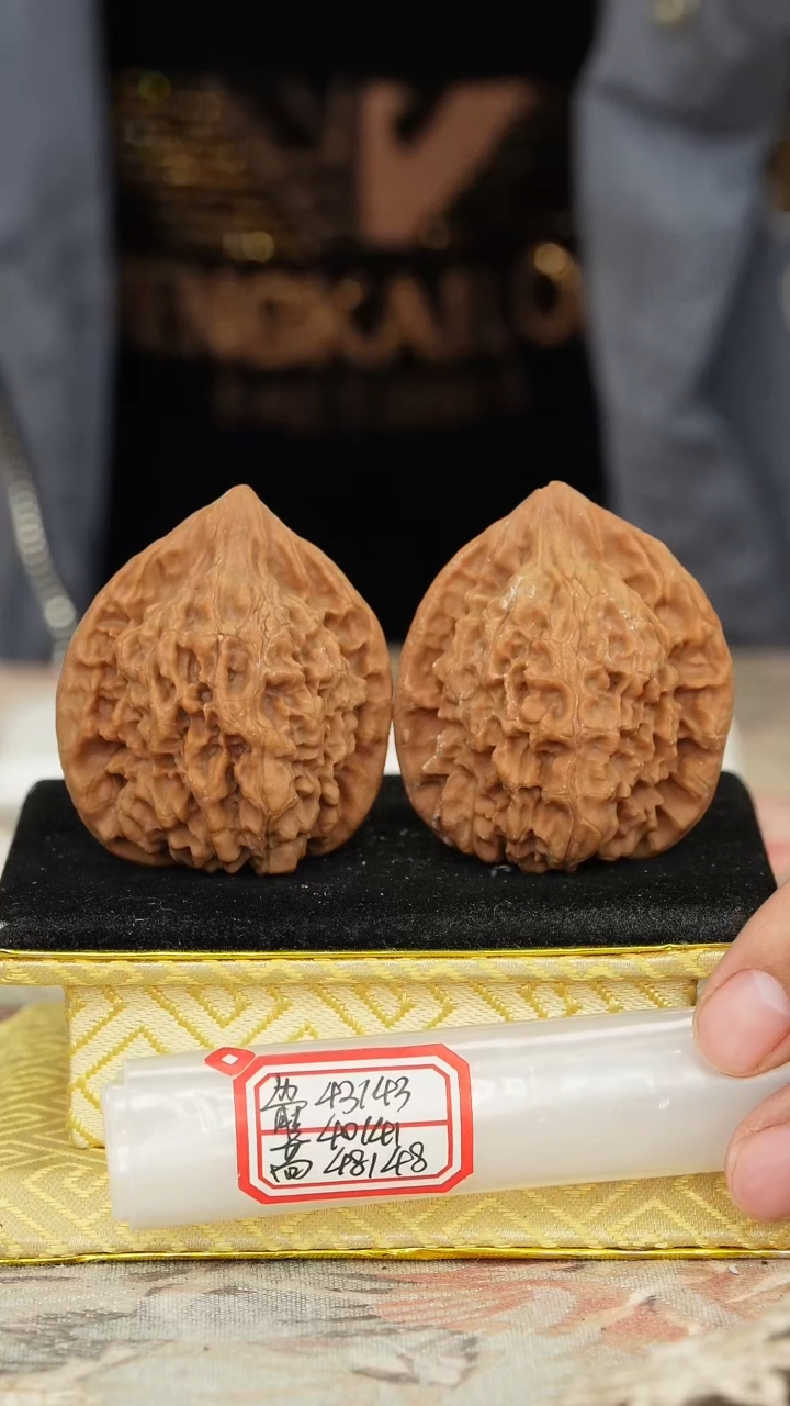 【闪购商品】文玩核桃把件官帽