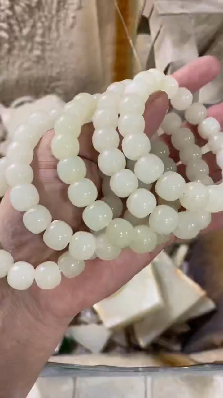 11mm×10mm左右老型珠串发一条