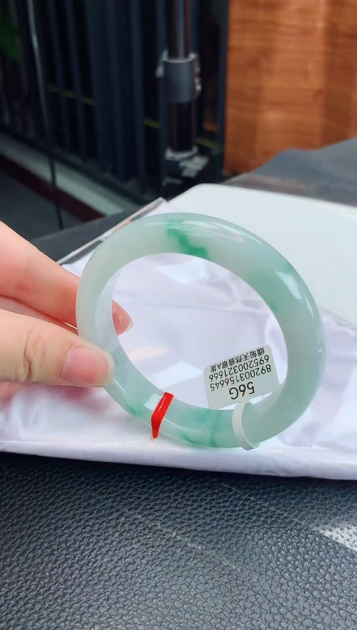 【闪购商品】翡翠手镯未镶嵌缅甸天然翡翠A货手镯