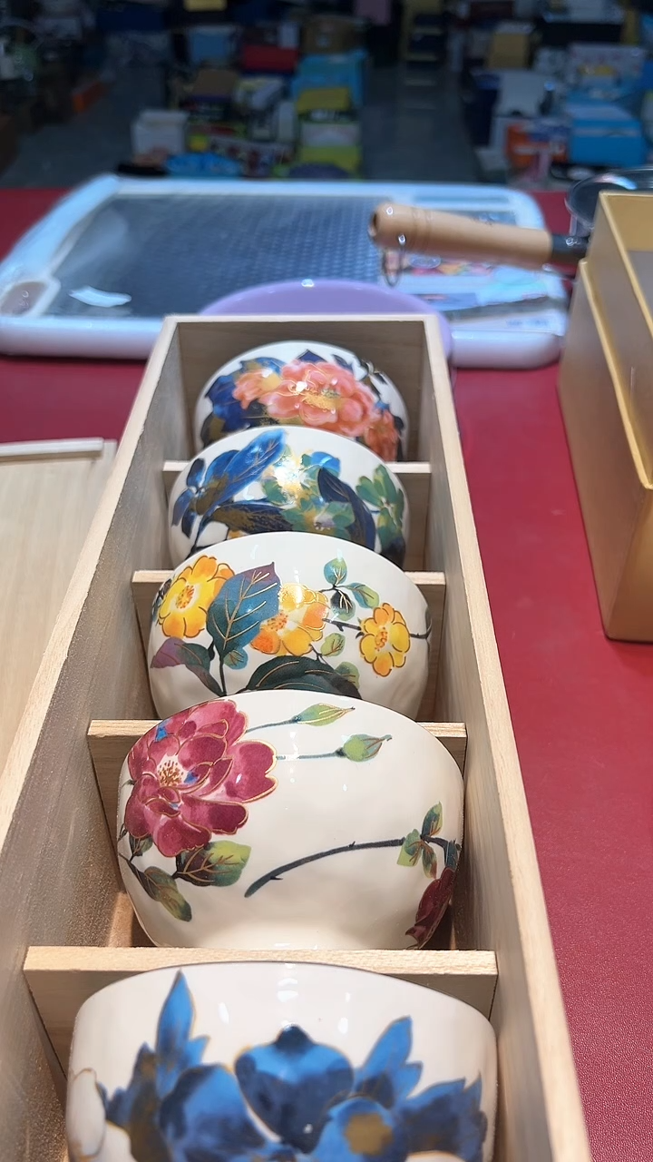 【闪购商品】瓷片锅碗瓢盆一件不剩