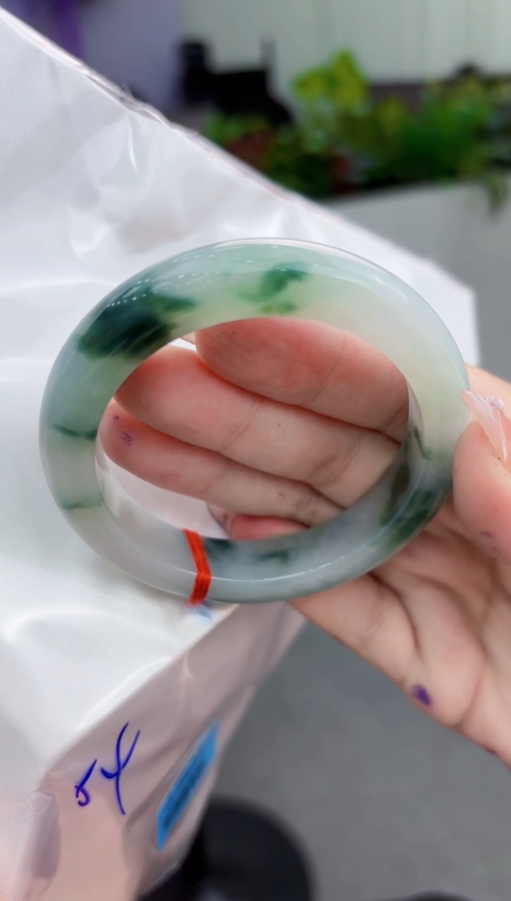 【闪购商品】翡翠手镯未镶嵌翡翠手镯