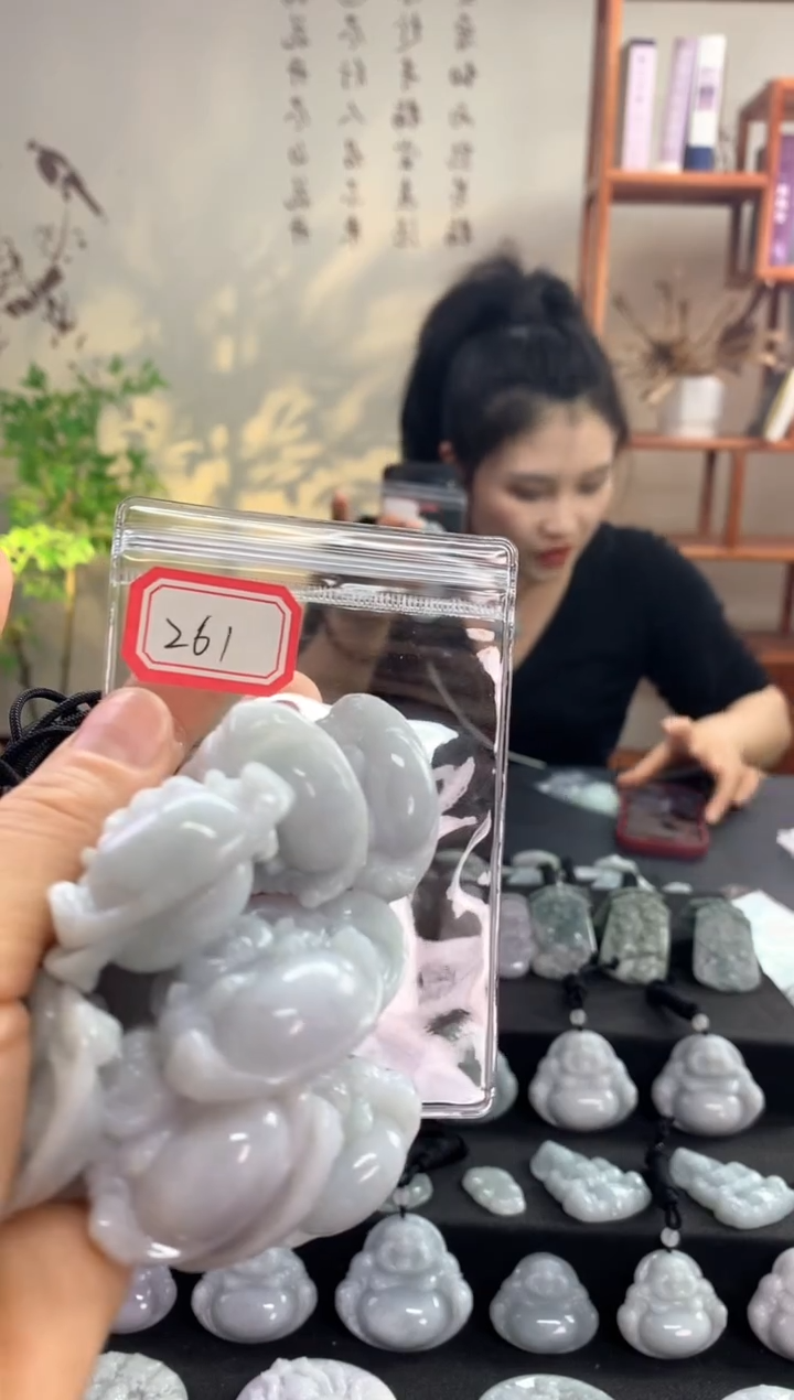 【闪购商品】翡翠颈饰未镶嵌佛公261 多样性发一件