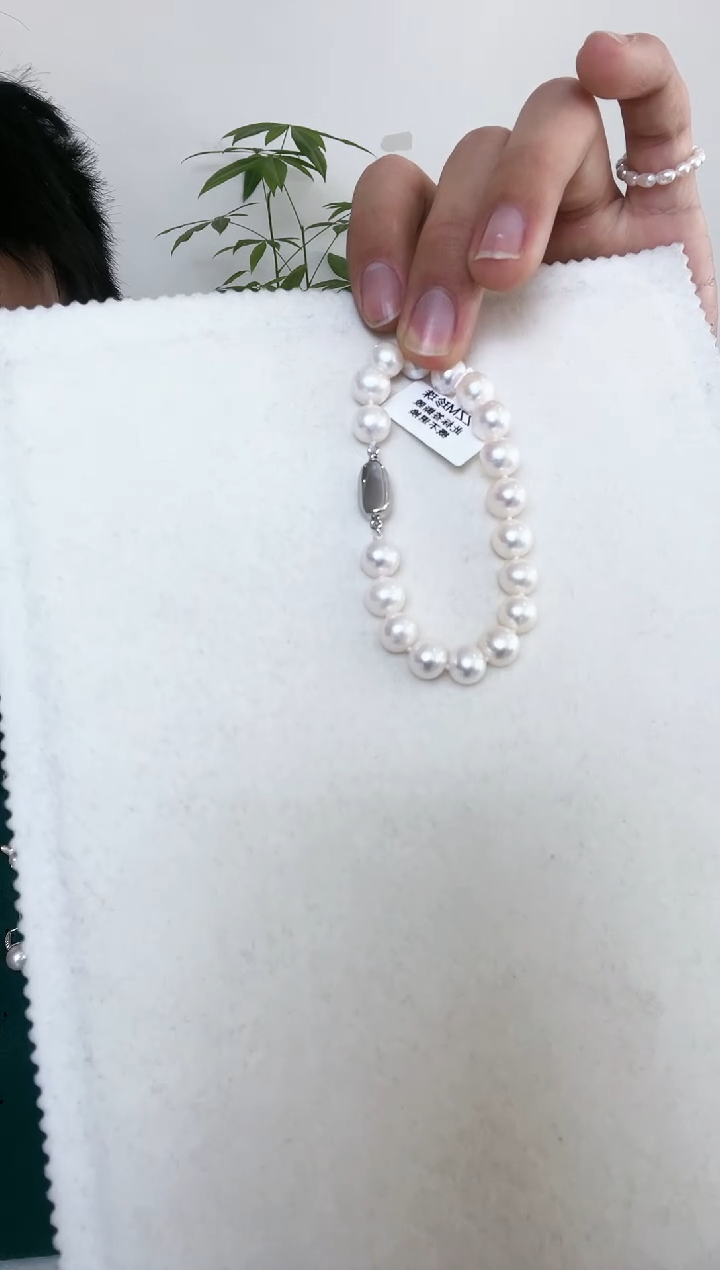 【闪购商品】淡水珍珠手链银S925镶嵌8-9珍珠手链
