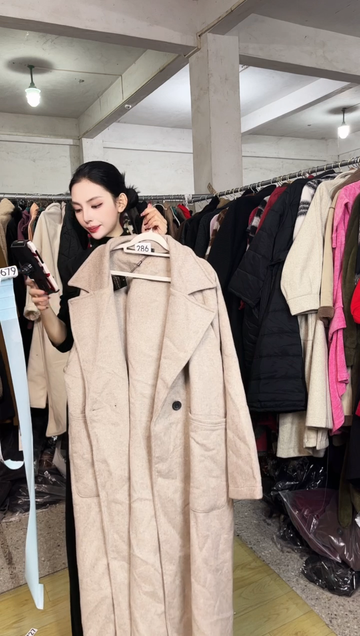 286闪购外套外披马甲打底裤子