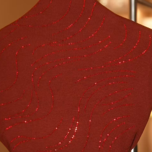 丝年.龙纹款秋冬季长袖半高领烫钻女气质上衣打底衫GD1082