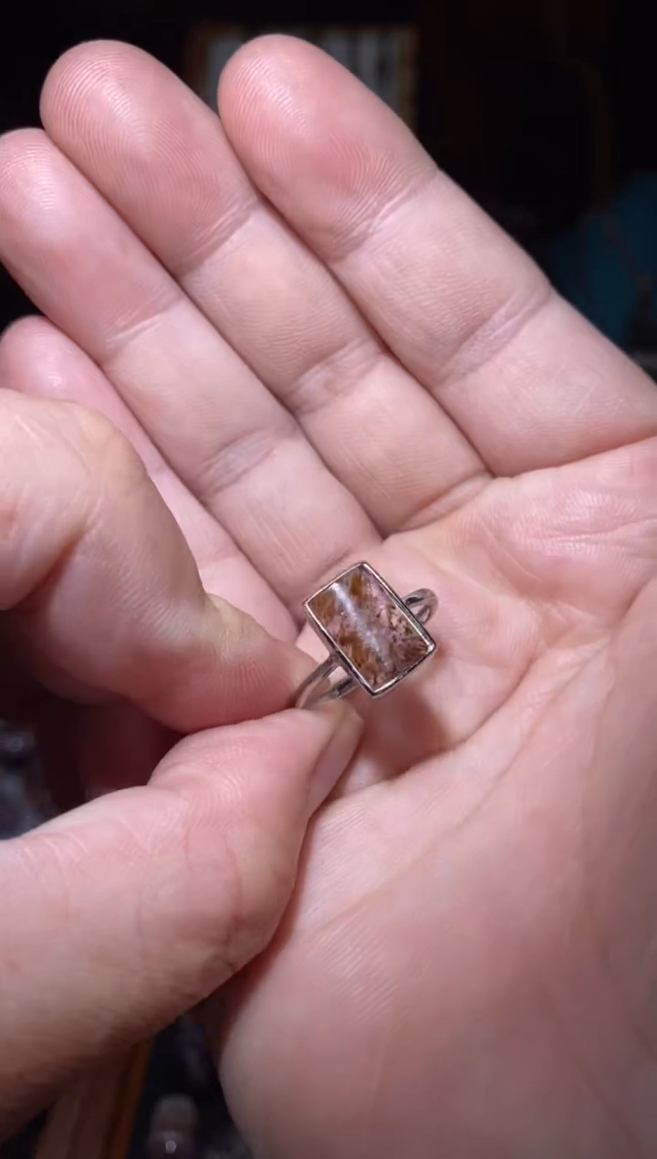 【闪购商品】极光紫钛方戒未镶嵌水晶多样性发一