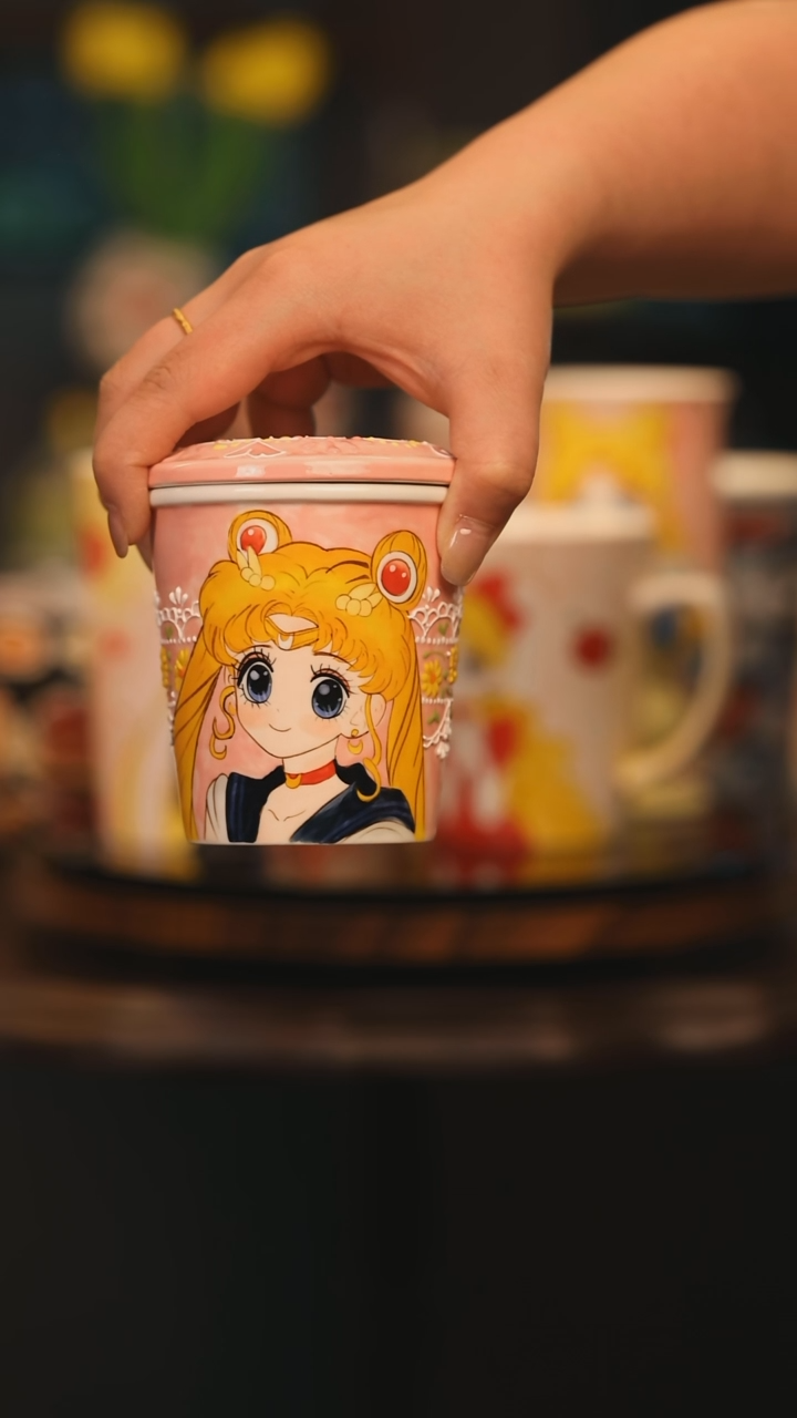 【闪购商品】摆件景德镇釉下彩绘设计师款式陶瓷