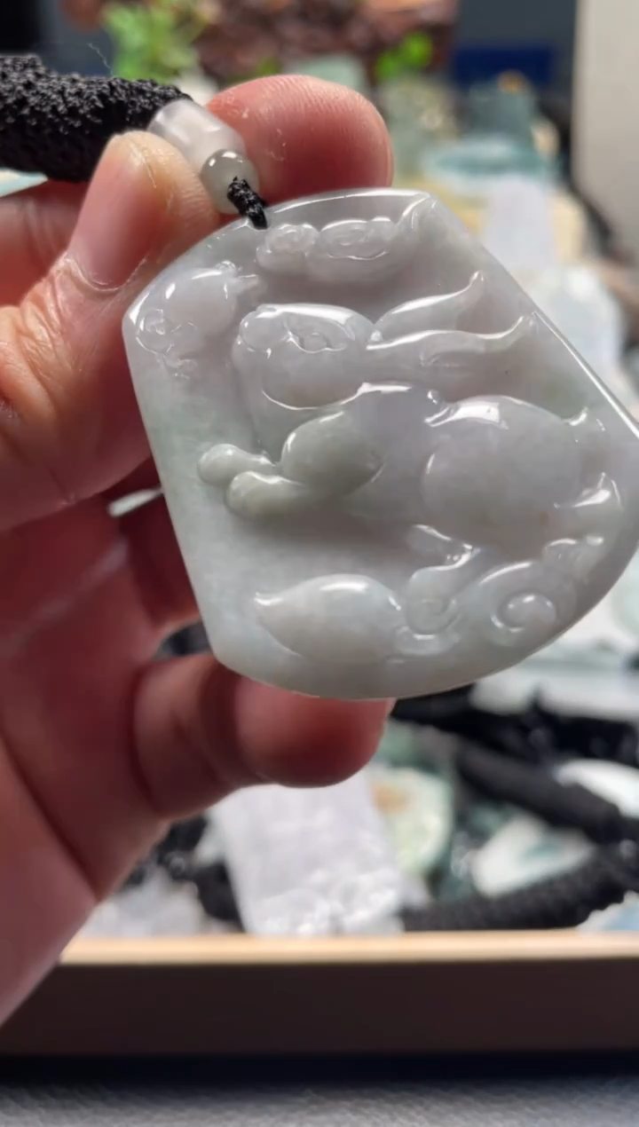 颈饰未镶嵌翡翠12/25/092