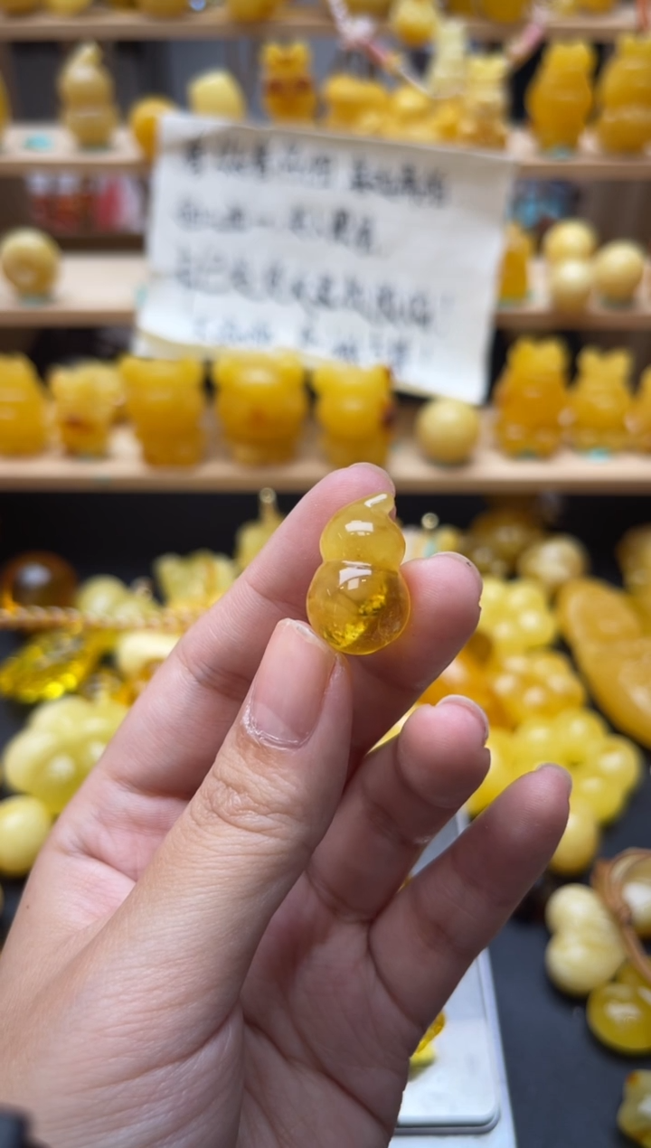 琥珀未镶嵌珠宝奇石091琥珀蜜蜡微瑕