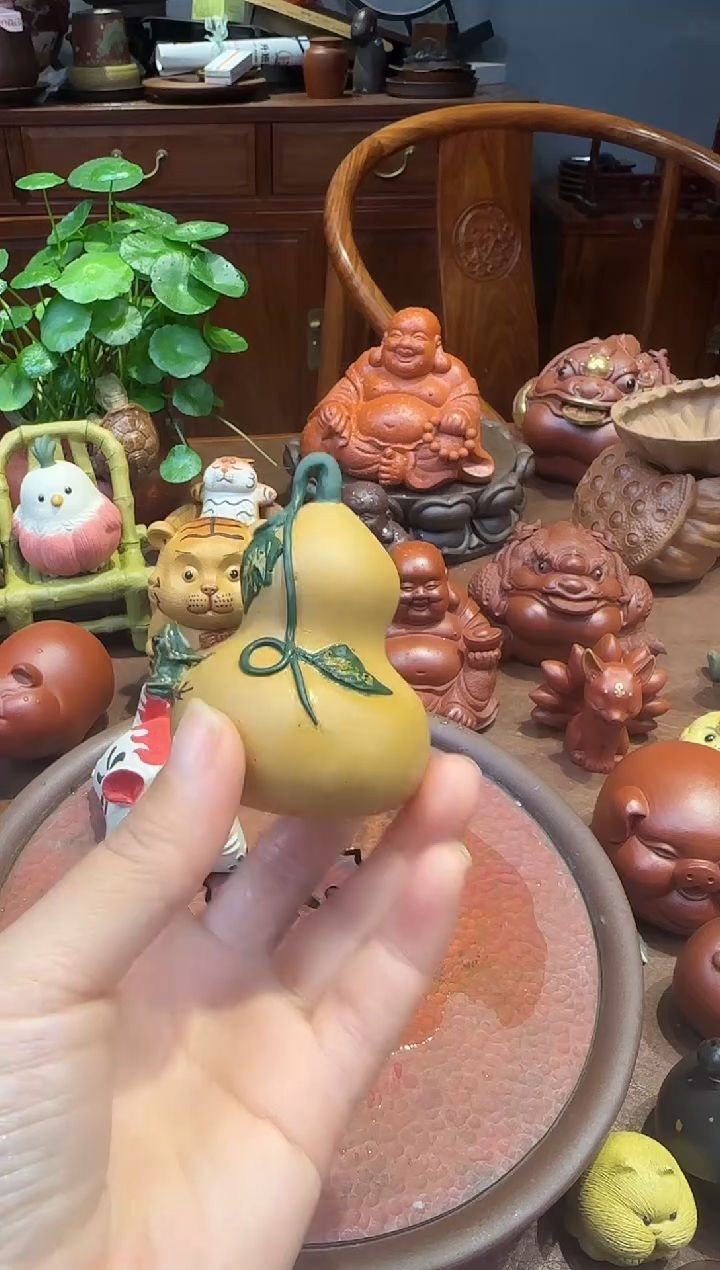 紫砂茶宠紫砂喷水黄葫芦