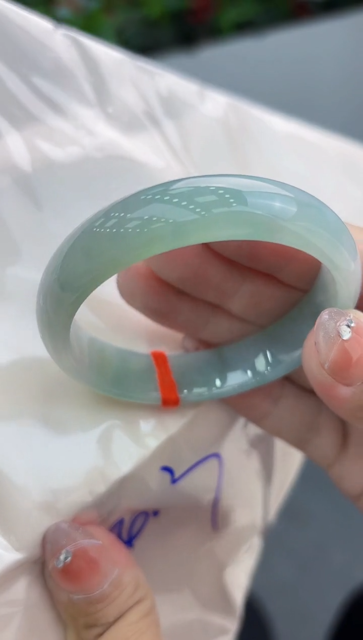 【闪购商品】翡翠手镯未镶嵌翡翠手镯