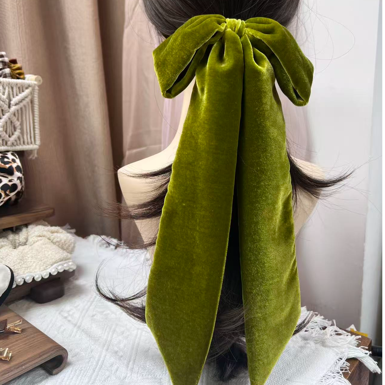 优雅气质高级感真丝丝绒氛围感超大蝴蝶结发圈时尚