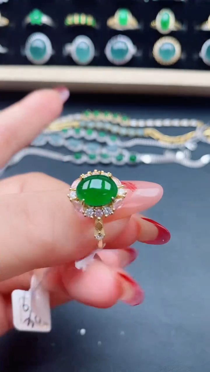 【闪购商品】翡翠戒指银S925镶嵌585850