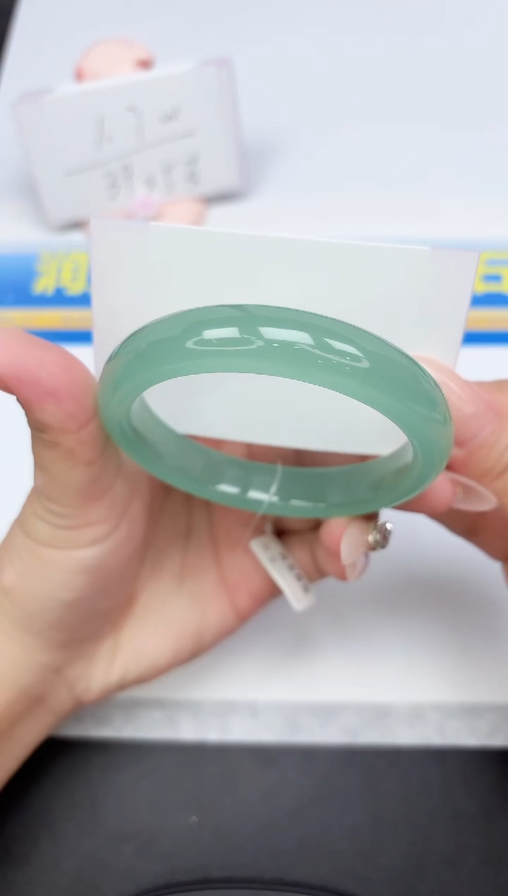 石英质玉手镯未镶嵌167-63.8