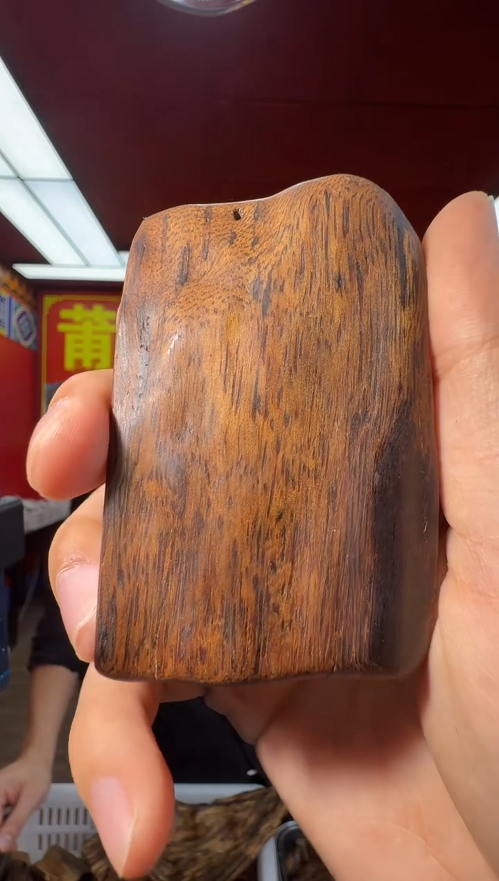 沉香手把件c134菩萨棋伽罗多样性发一