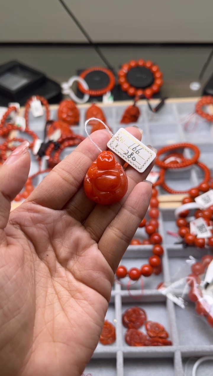 【闪购商品】南红玛瑙珠宝奇石未镶嵌166