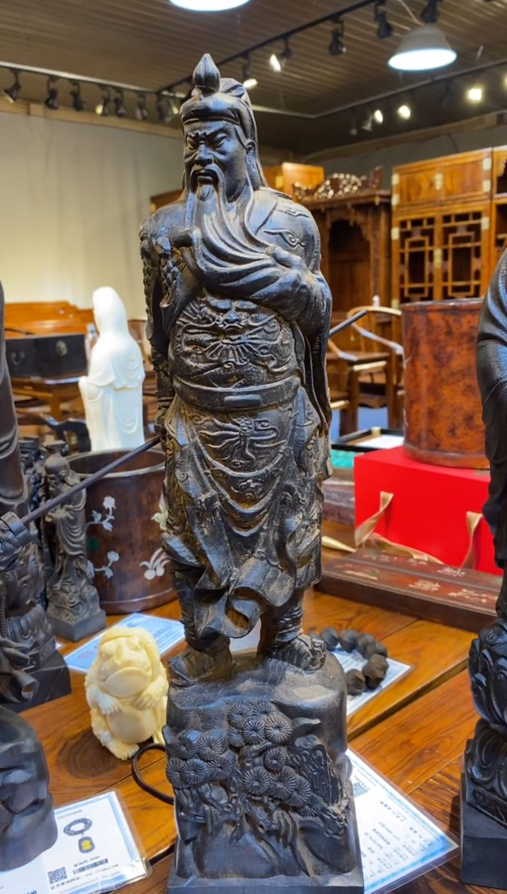 【闪购商品】木工艺品福利放漏111关公大