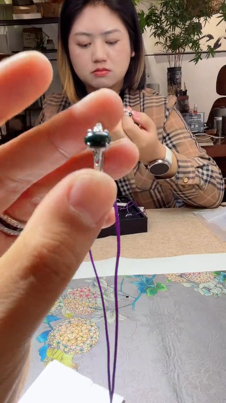 未镶嵌手链翡翠戒指