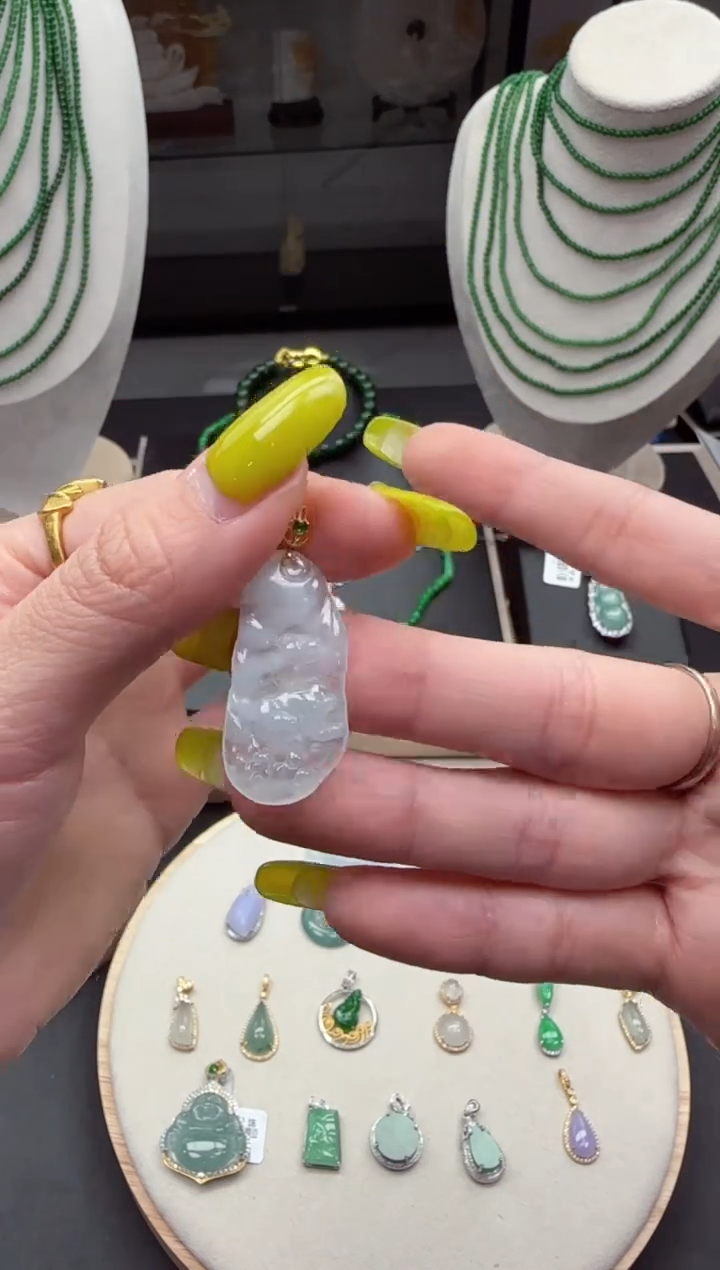 【闪购商品】翡翠吊坠(不含链)18K金镶嵌【海莎一口翠】翡翠挂件1