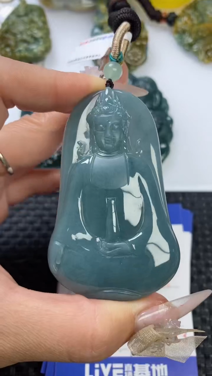 【闪购商品】翡翠颈饰未镶嵌1111111111111111
